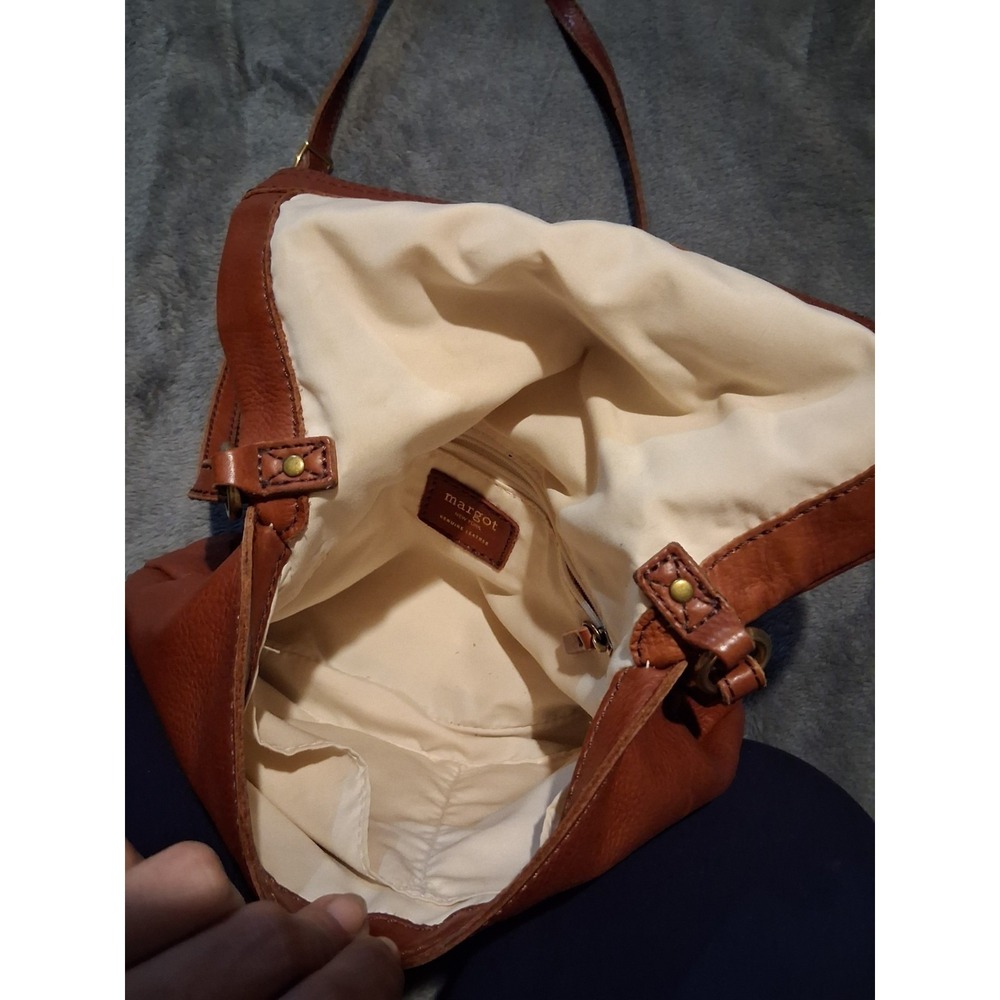 Margot New York Brown Leather Crossbody Zip Gold Hardware Shoulder Strap Purse - Picture 11 of 16